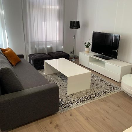 Zair Fireplace Apartments Tallinn Exterior photo